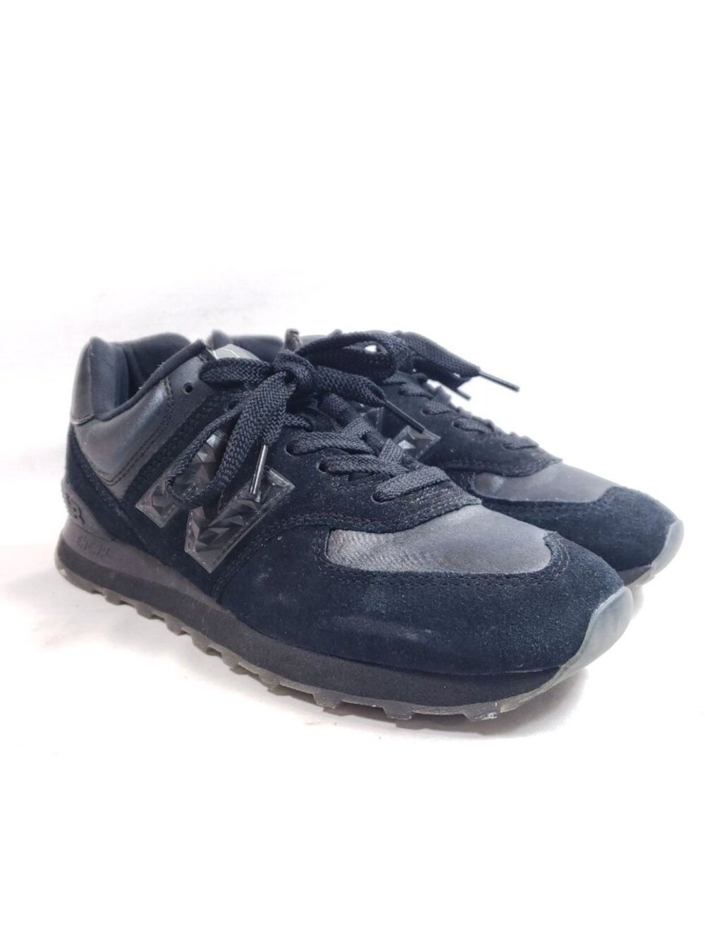 New Balance Womens Size 9 Black Athletic Shoes Suede Leather